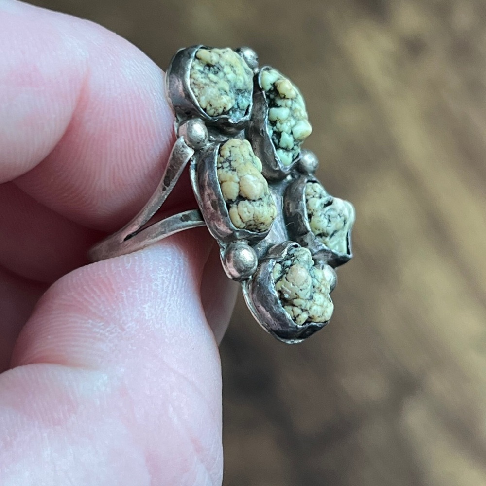 Cluster stone ring - Picture 2 of 10